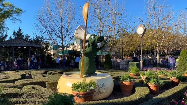 See The New Remy Topiary On Display At Epcot