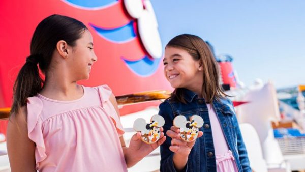 Captain Mickey And Minnie Cookies Coming To Disney Cruise Line