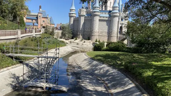Moat At Magic Kingdom Drained In Preparation For Castle Updates