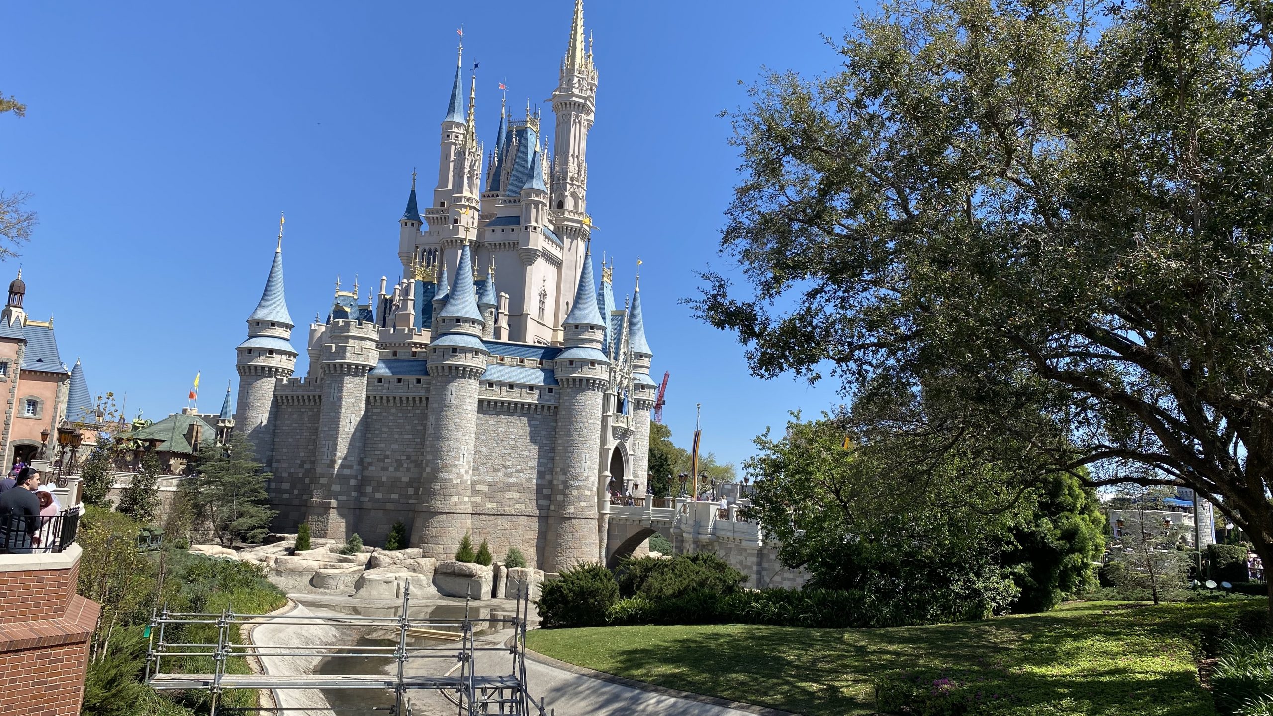Moat At Magic Kingdom Drained In Preparation For Castle Updates