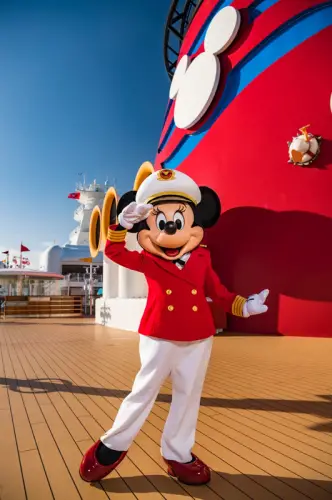 New Captain Minnie Mouse Food & Experiences At Disney Cruise Line!