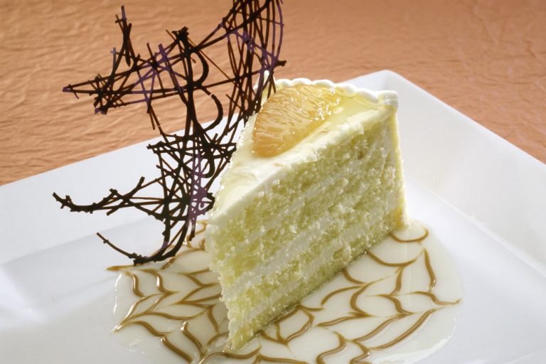 Try This At Home Grapefruit Cake Recipe From The Hollywood Brown Derby