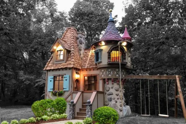 This 'Tangled' Inspired Playhouse Is Your New Dream
