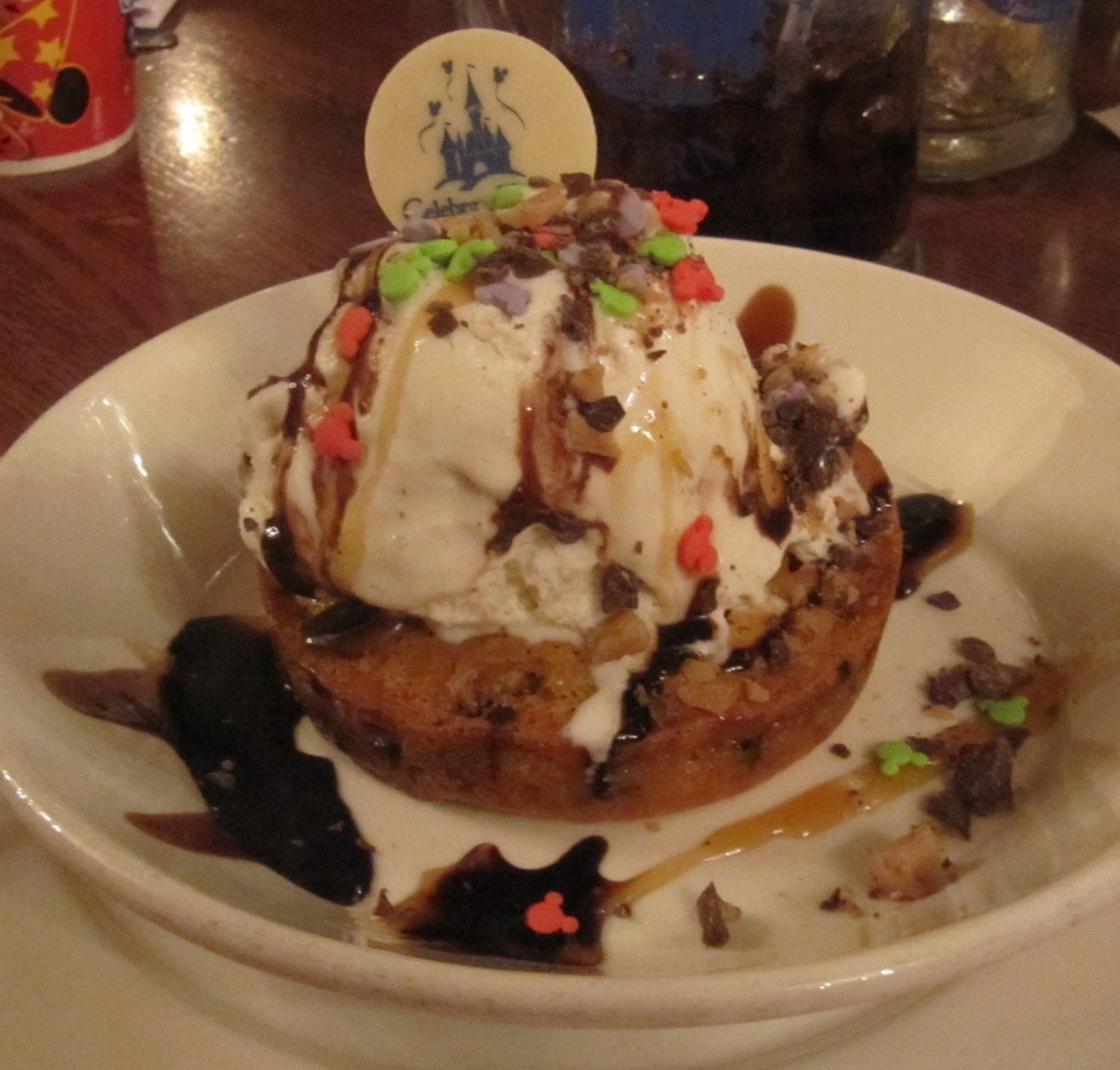 Learn to Bake Disney's Liberty Tree Tavern Ooey Gooey Toffee Cake