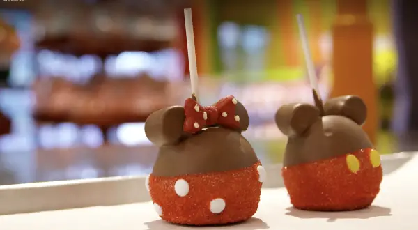 Minnie and Mickey Candy apple
