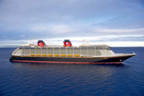 Virtual Tour of Disney Cruise Line's Disney Fantasy