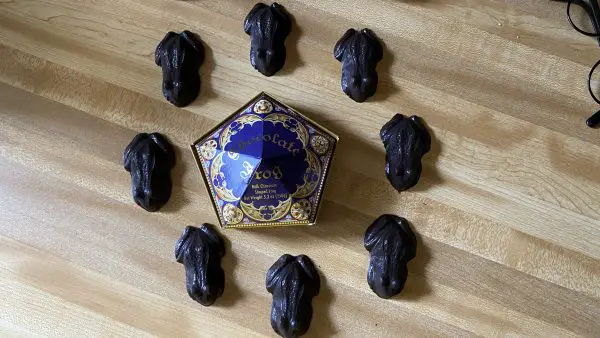 Make Harry Potter’s Chocolate Frogs Right At Home