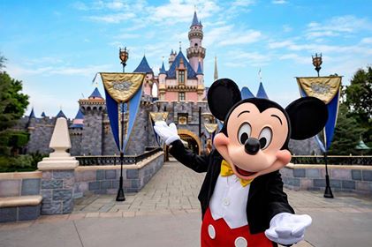 California Developing Reopening Guidelines for Disneyland and Other Theme Parks
