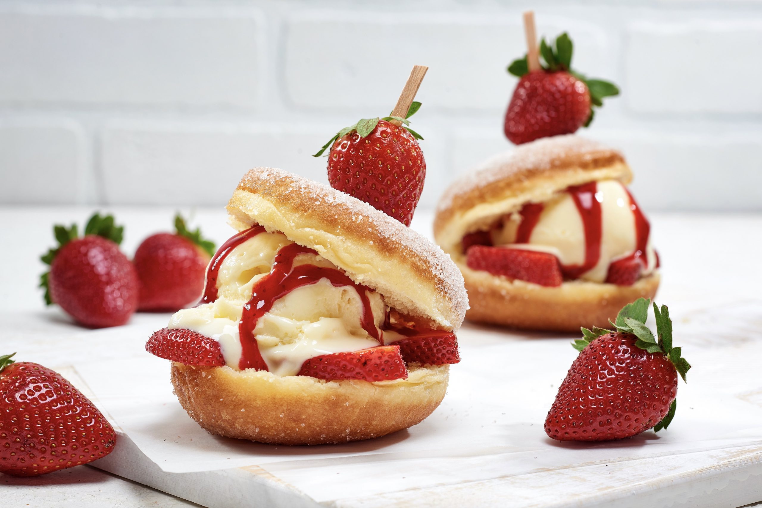 Strawberry Shortcake Bombolato Now Available At Disney Springs!