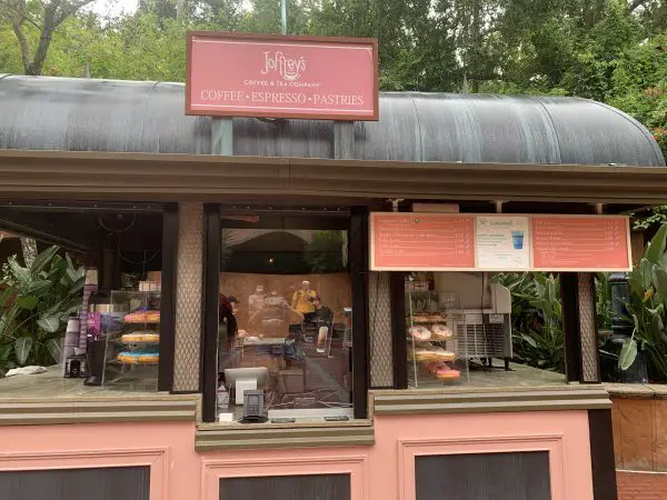 Happy Snowman Joffrey's Drink Flurries Into Hollywood Studios