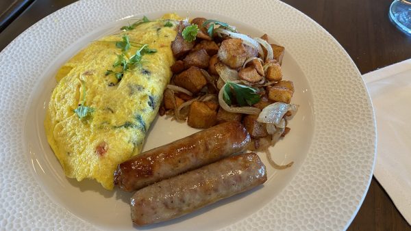 Topolino’s Terrace Socially Distanced Character Breakfast Review