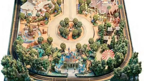 Van Eaton Galleries will be holding Disneyland 65th Anniversary Auction