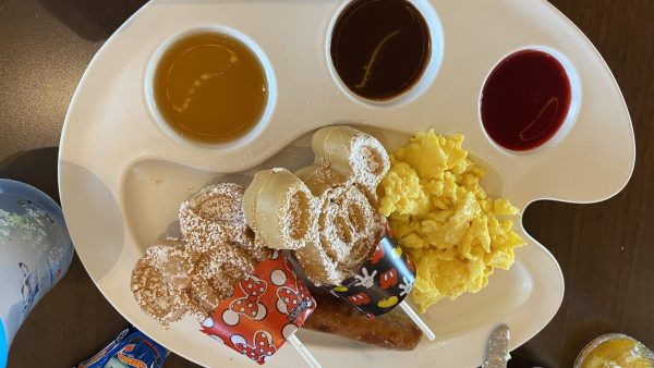 Topolino’s Terrace Socially Distanced Character Breakfast Review
