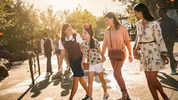 Disney World Now Accepting Reservations For VIP Tours!