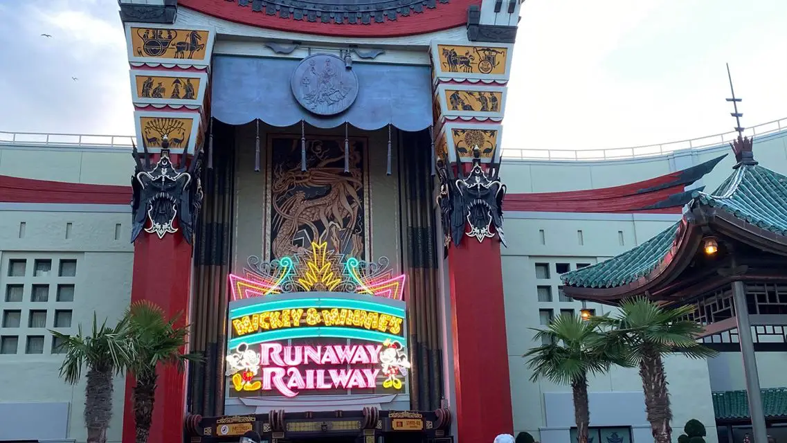 Social Distancing Measures Of Mickey & Minnie’s Runaway Railway
