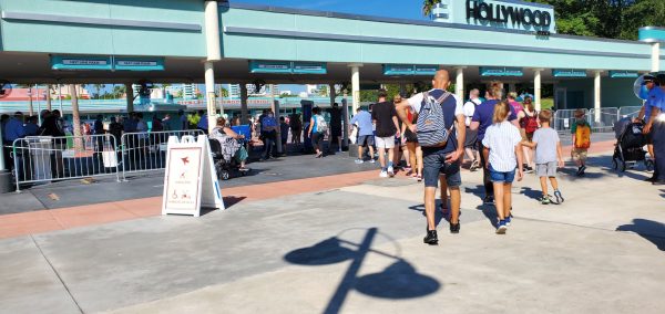 Hollywood Studios Debuts New Contactless Entry