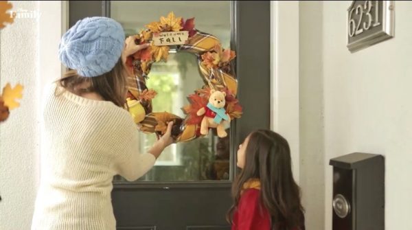 Welcome Fall With A DIY Winnie The Pooh Wreath!
