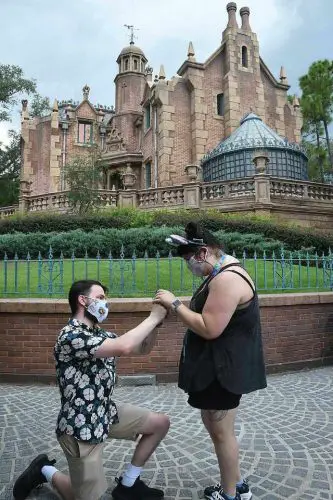 Guest Proposes in Front of 'The Haunted Mansion' During First Visit to Walt Disney World