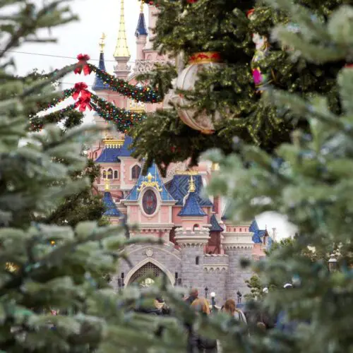 Christmas Season is coming to Disneyland Paris