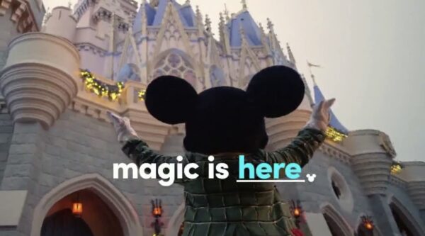Disney World "Discover Holiday Magic" Commercial Is Now Online!
