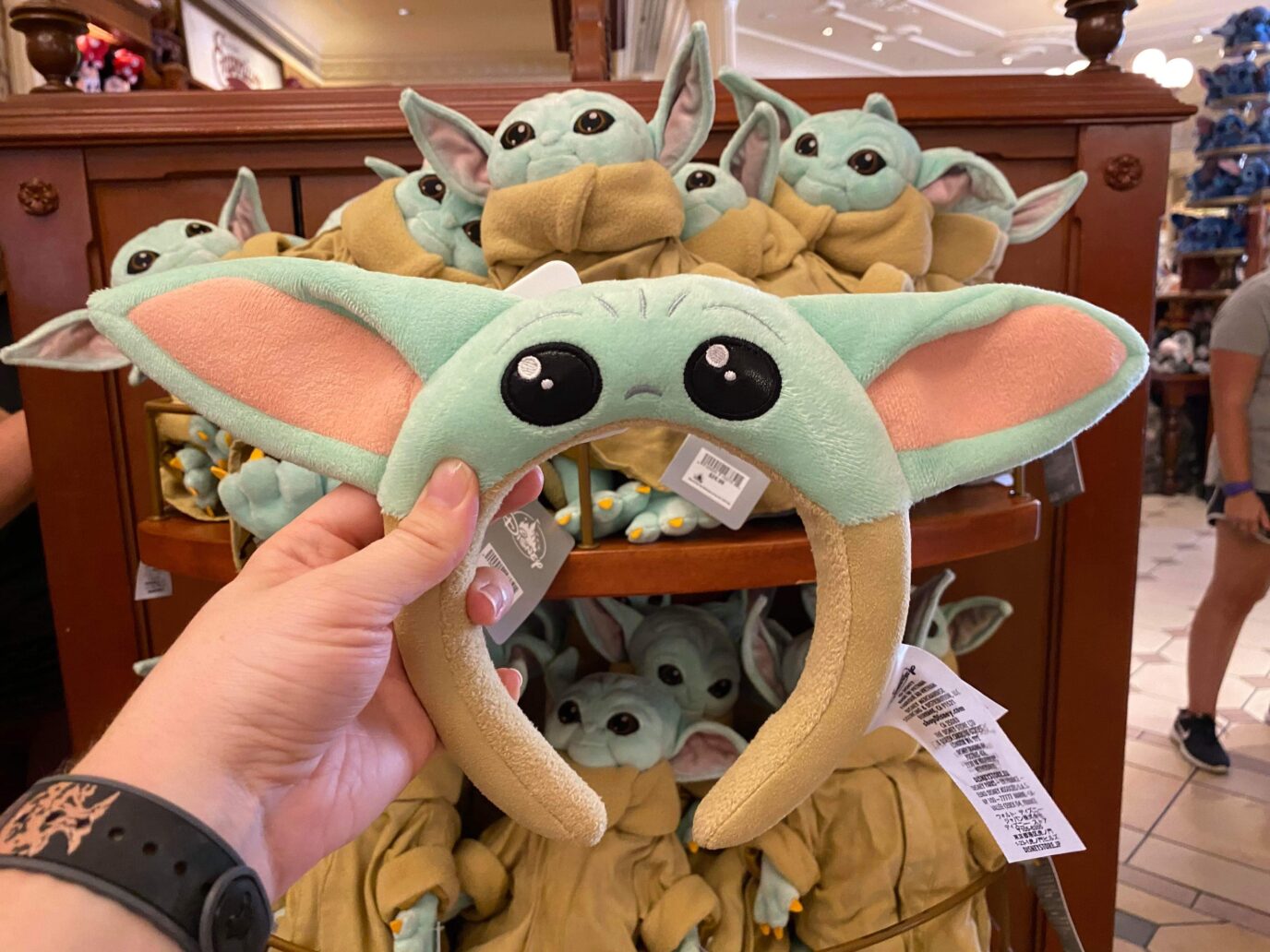Adorable New Baby Yoda Headbands Now Available At Walt Disney World ...