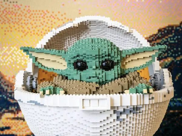 Baby Yoda LEGO