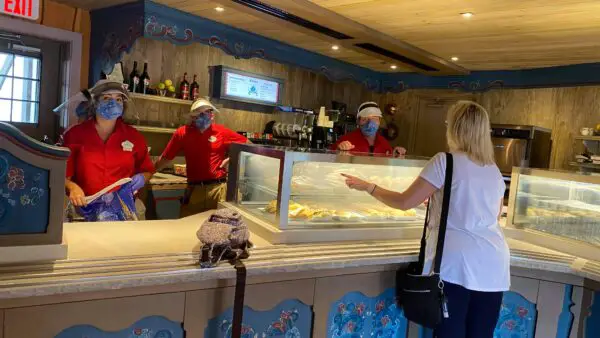 Kringla Bakeri Og Kafe Reopens in Epcot with Limited Menu