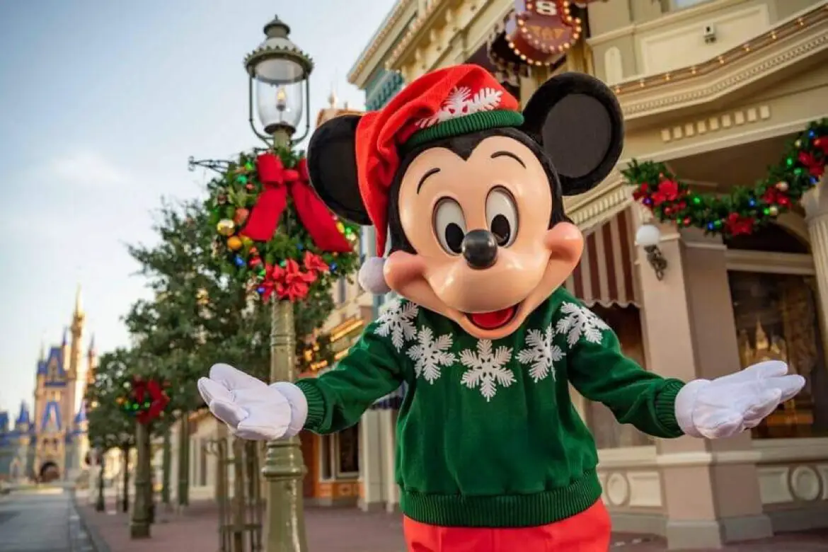 Disney World releases theme park hours for Christmas