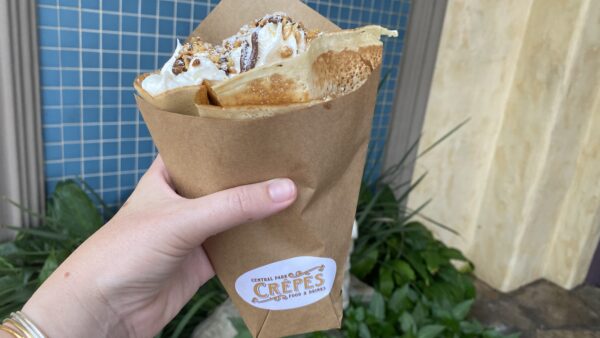New Banana Cream Pie Crêpe is Available for a Limited Time At Universal Studios