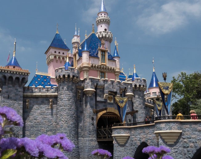 Disneyland lays off 1800 Security Guards, Ride Operators, Characters and more