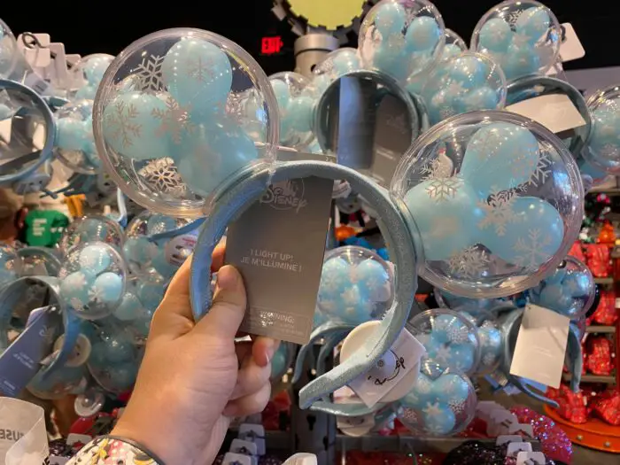 Holiday Mickey Balloon Ears Light Up The Season With Cheer