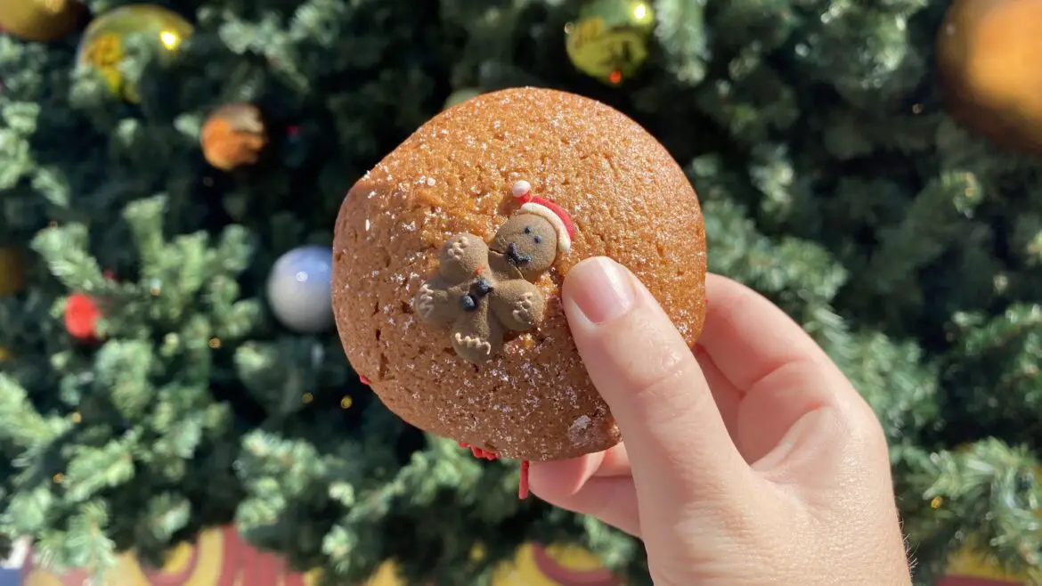 The Gingerbread Whoopie Pie From Universal Studios Is Deliciously Festive