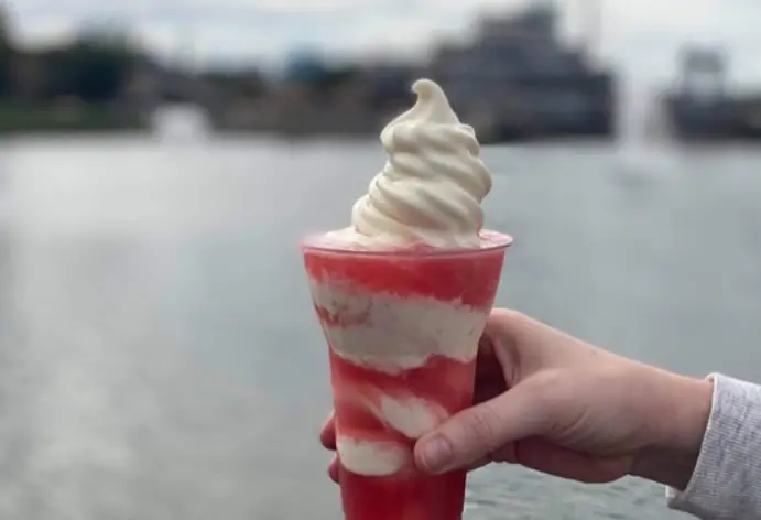 Jolly Holiday Float Available at Marketplace Snacks in Disney Springs