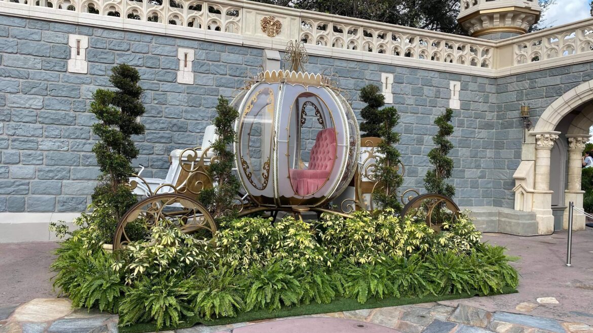 Cinderella Carriage Photo Op Available Now Through December In The Magic Kingdom
