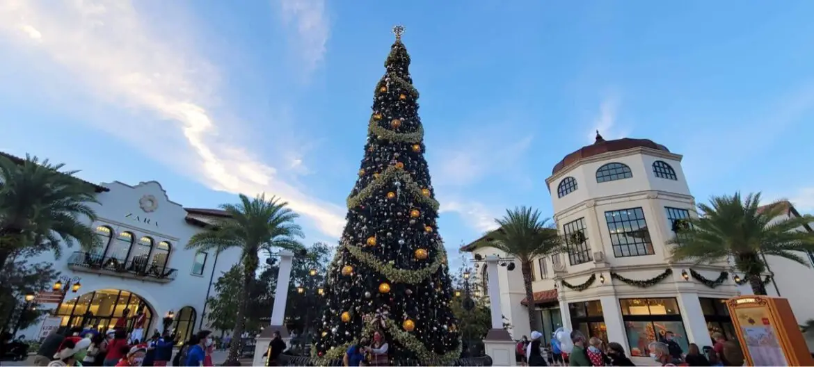 Big discounts for holiday shopping at Disney Springs this weekend!
