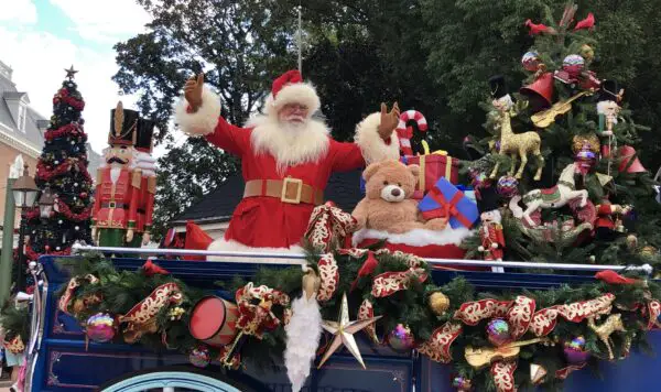 Santa Adventures by Disney