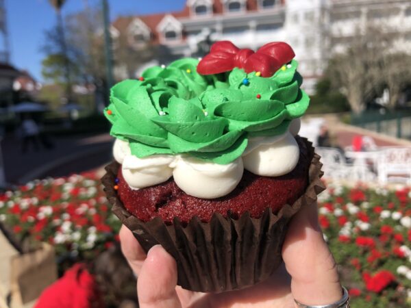 This Red Velvet Wreath Cupcake is the Perfect Disney Treat for the Holidays