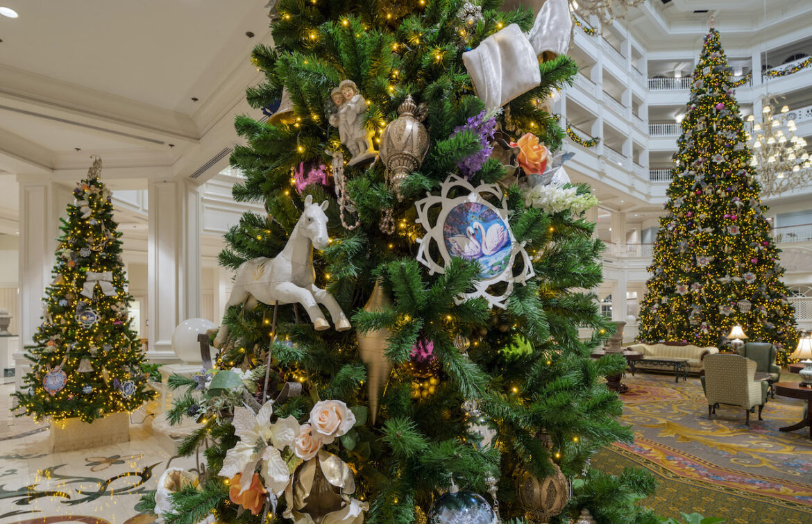Experience the Holiday Magic at Disney’s Grand Floridian Resort