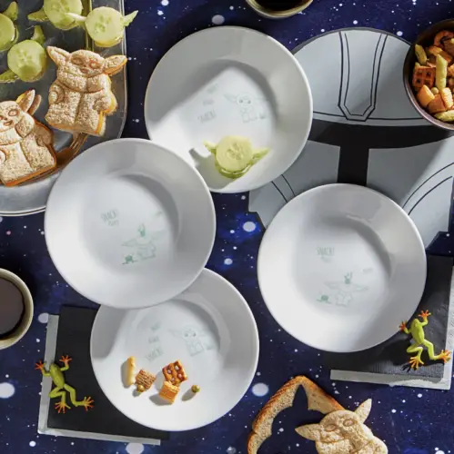 No Bounty Hunter Can Resist These New 'The Mandalorian' Plates