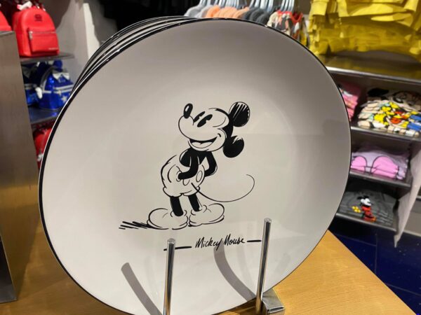 Gorgeous New Mickey Dishes Now Available From The Disney Store | Chip ...