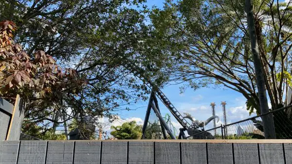Velociraptors Added to the Entrance of Universal's VelociCoaster