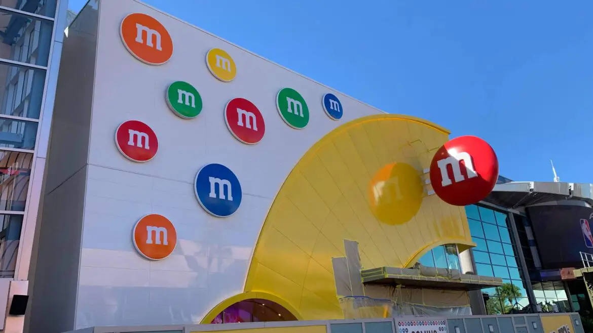 Signage is Now Complete at the M&M Store in Disney Springs