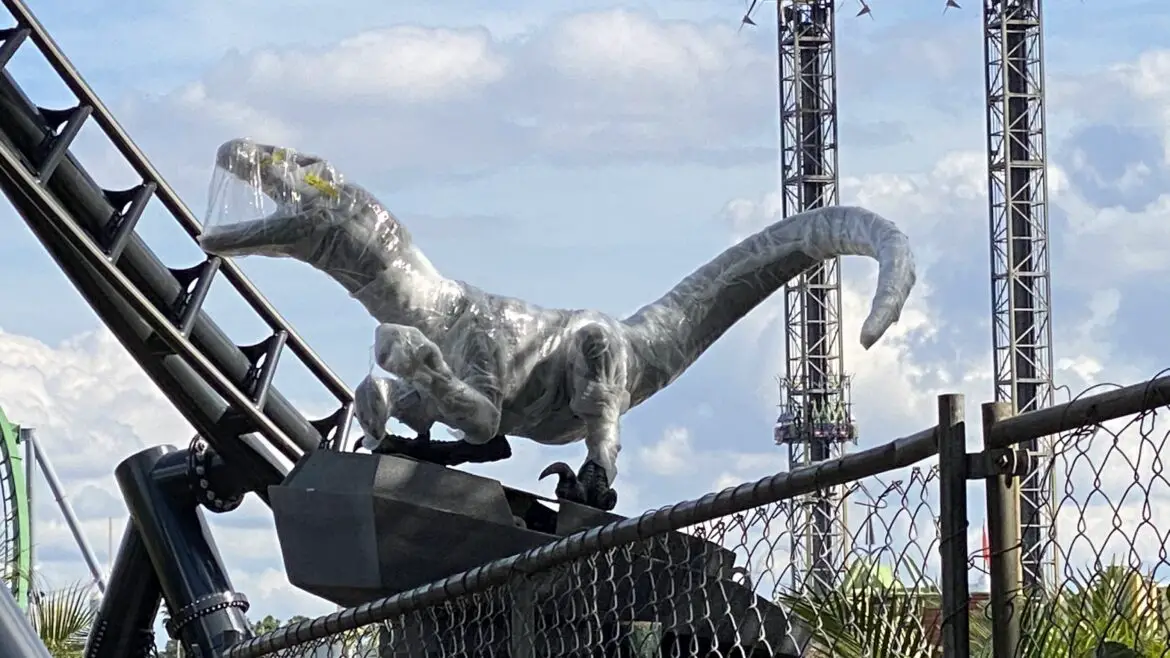 Velociraptors Added to the Entrance of Universal’s VelociCoaster