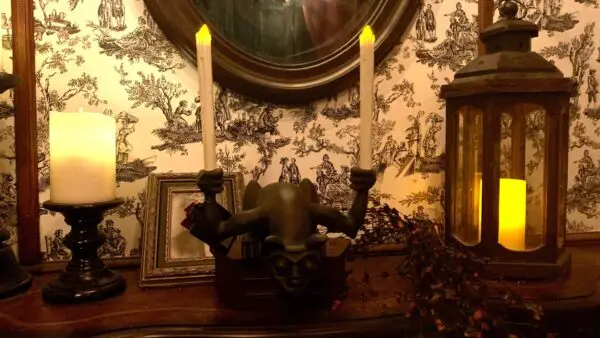 SPOOKY Haunted Mansion Gargoyle Statue
