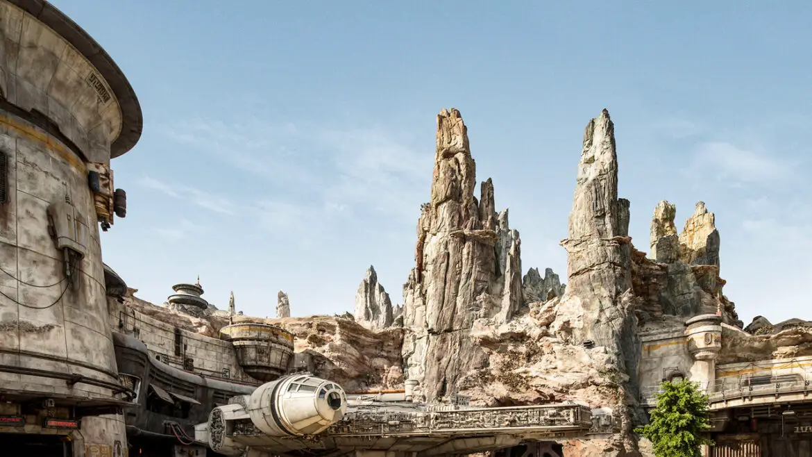 Go ‘Behind the Magic’ of Star Wars: Galaxy’s Edge with Walt Disney Imagineering and Lucasfilm!