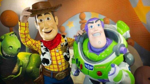 Woody Debuts With a New Look at Hong Kong Disneyland