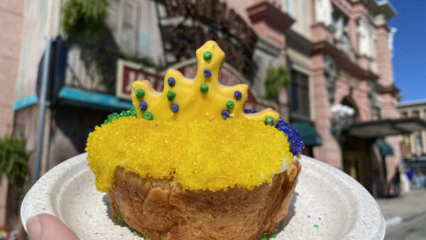 Kings Cake universal Mardi Gras 