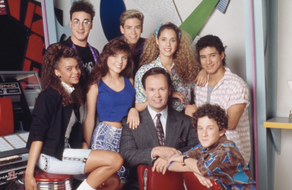 'Saved by the Bell' Star Dustin Diamond Dead After Battle with Cancer