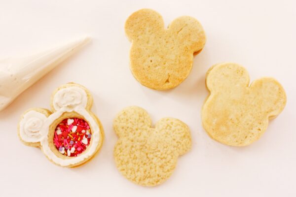Mickey pinata sugar cookies