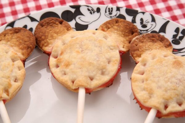 Mickey Cherry Pie Pops